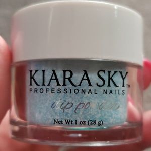 Kiara sky dip